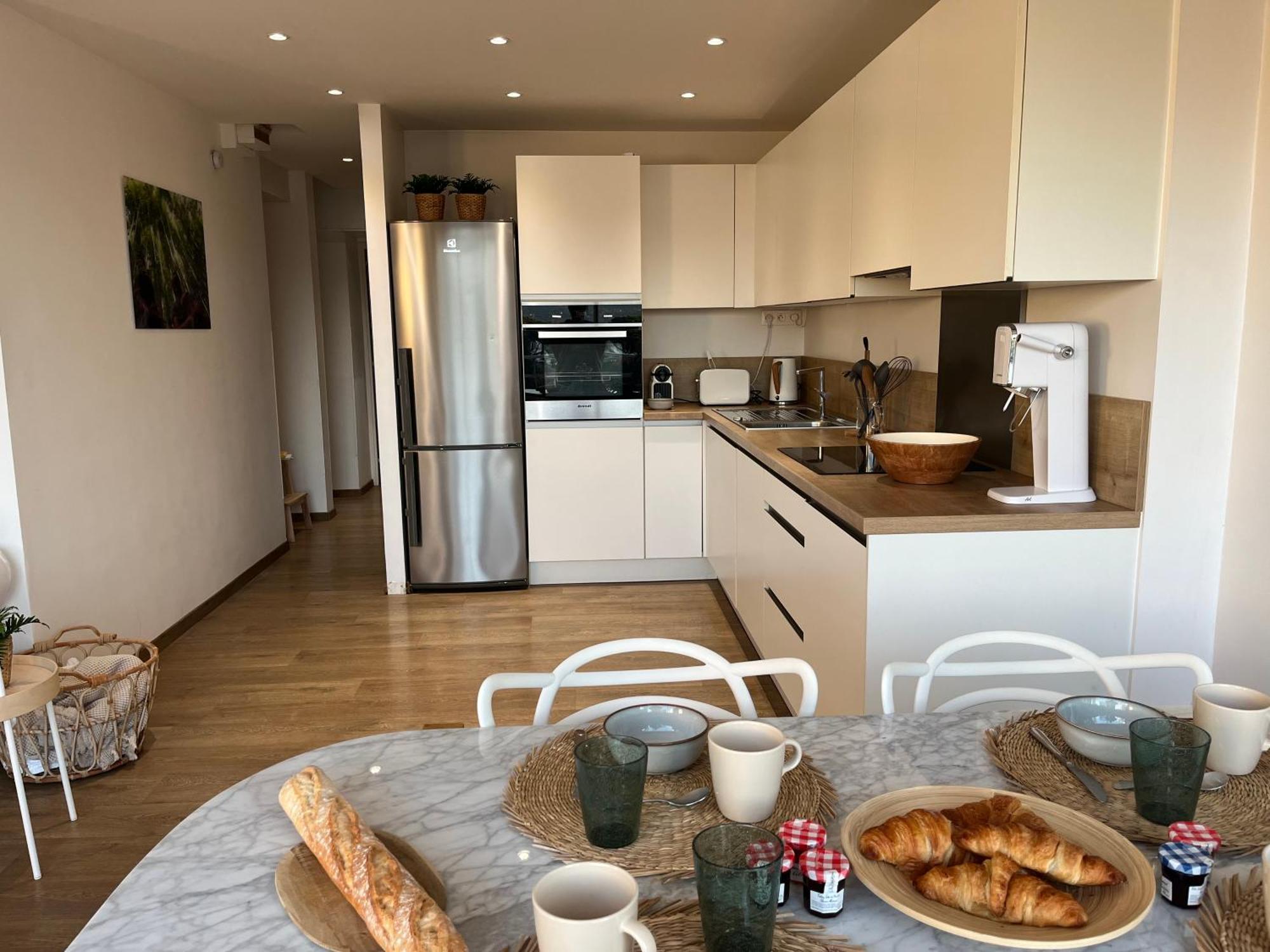 Terrasse Vue Mer - Appartement 6 Pers, 3 Chambres Et Parking A St Tropez Сен-Тропе Экстерьер фото
